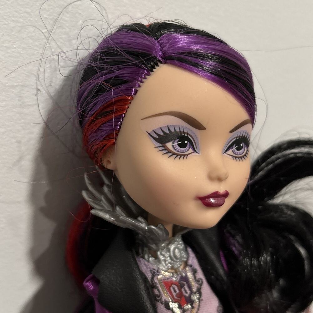 Ever After High Raven Queen School Spirit Mattel Doll - Picture 2 of 8